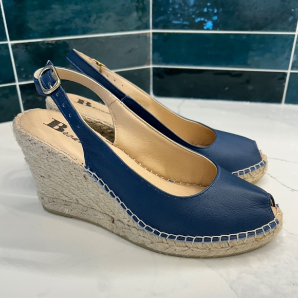 Blue Espadrilles, new size 8 - Picture 4 of 5